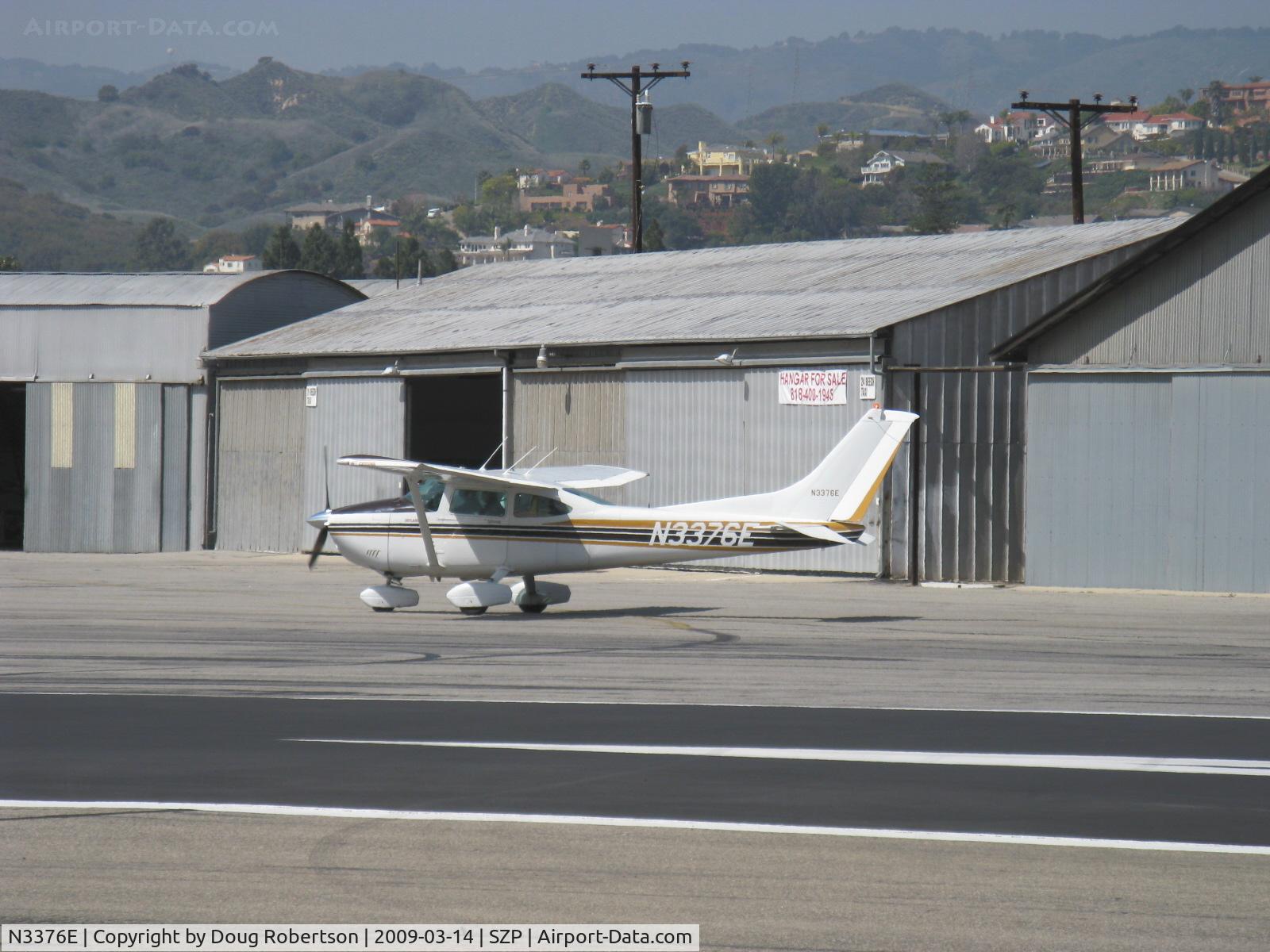 N3376E, 1982 Cessna 182R Skylane C/N 18268243, 1982 Cessna 182R SKYLANE, Continental O-470-U 230 Hp, taxi turn