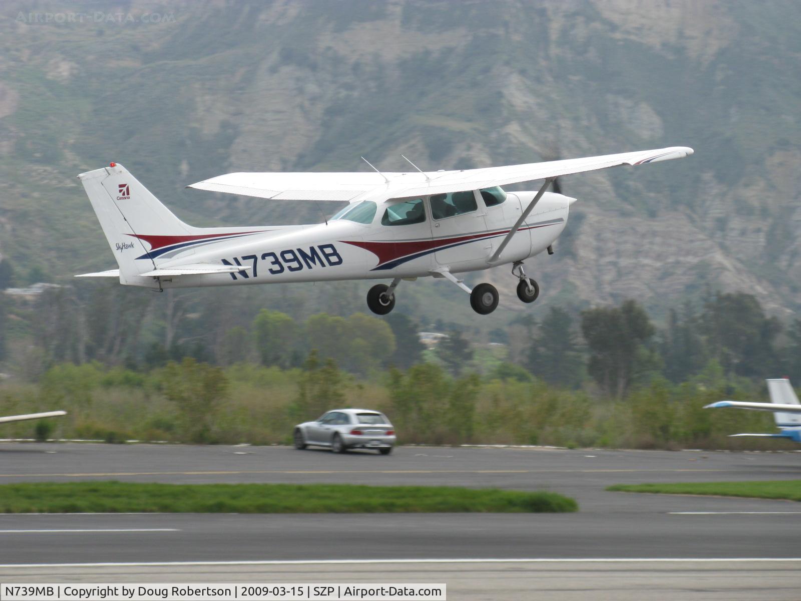 N739MB, 1978 Cessna 172N C/N 17270641, 1978 Cessna 172N, Lycoming O-320-E2D 150 Hp, takeoff climb Rwy 22