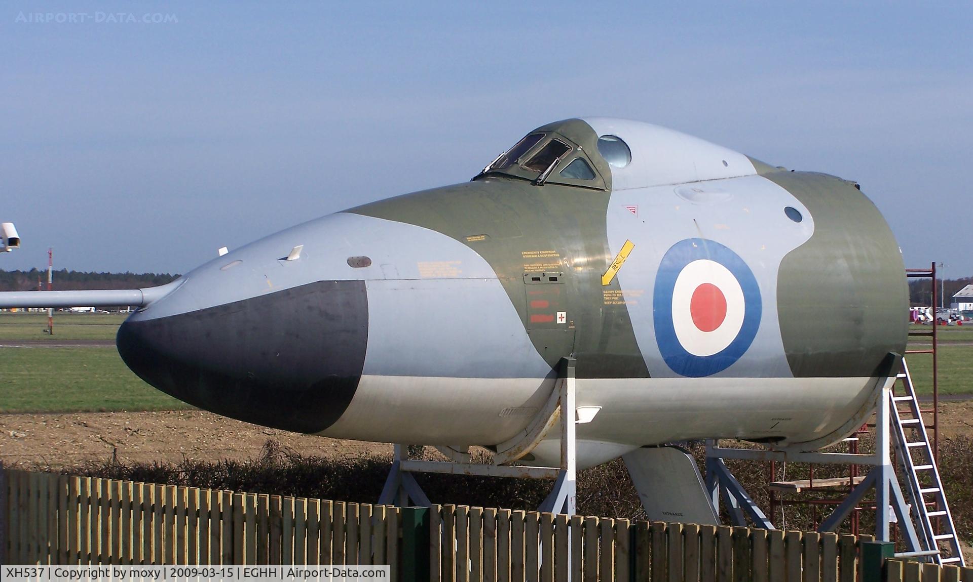 XH537, 1965 Avro Vulcan B.2 C/N Set 5, VULCAN B2 NOSE at Bournemouth Aviation Museum