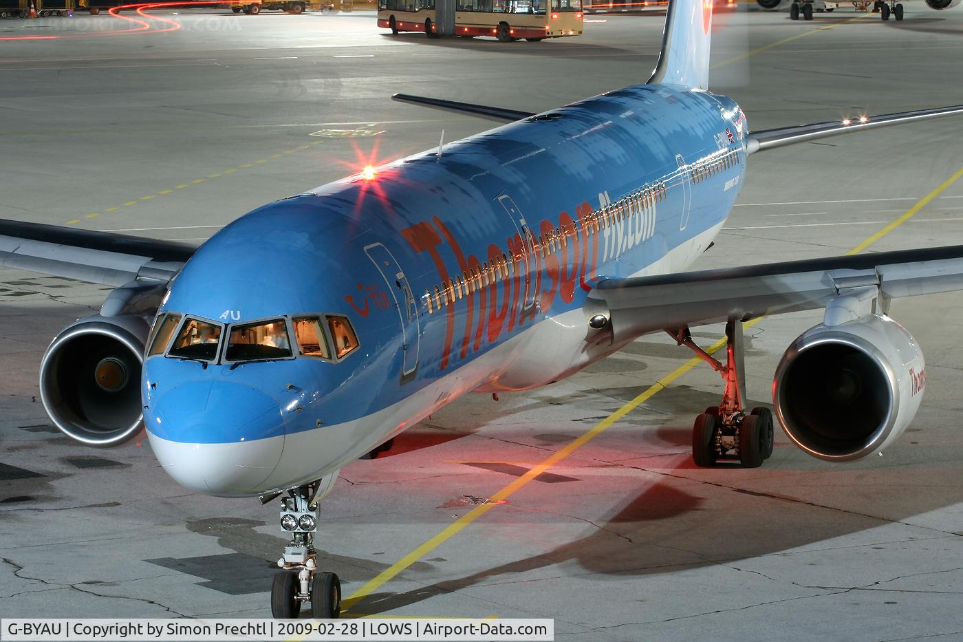 G-BYAU, 1994 Boeing 757-204 C/N 27220, G-BYAU @ Salzburg Airport