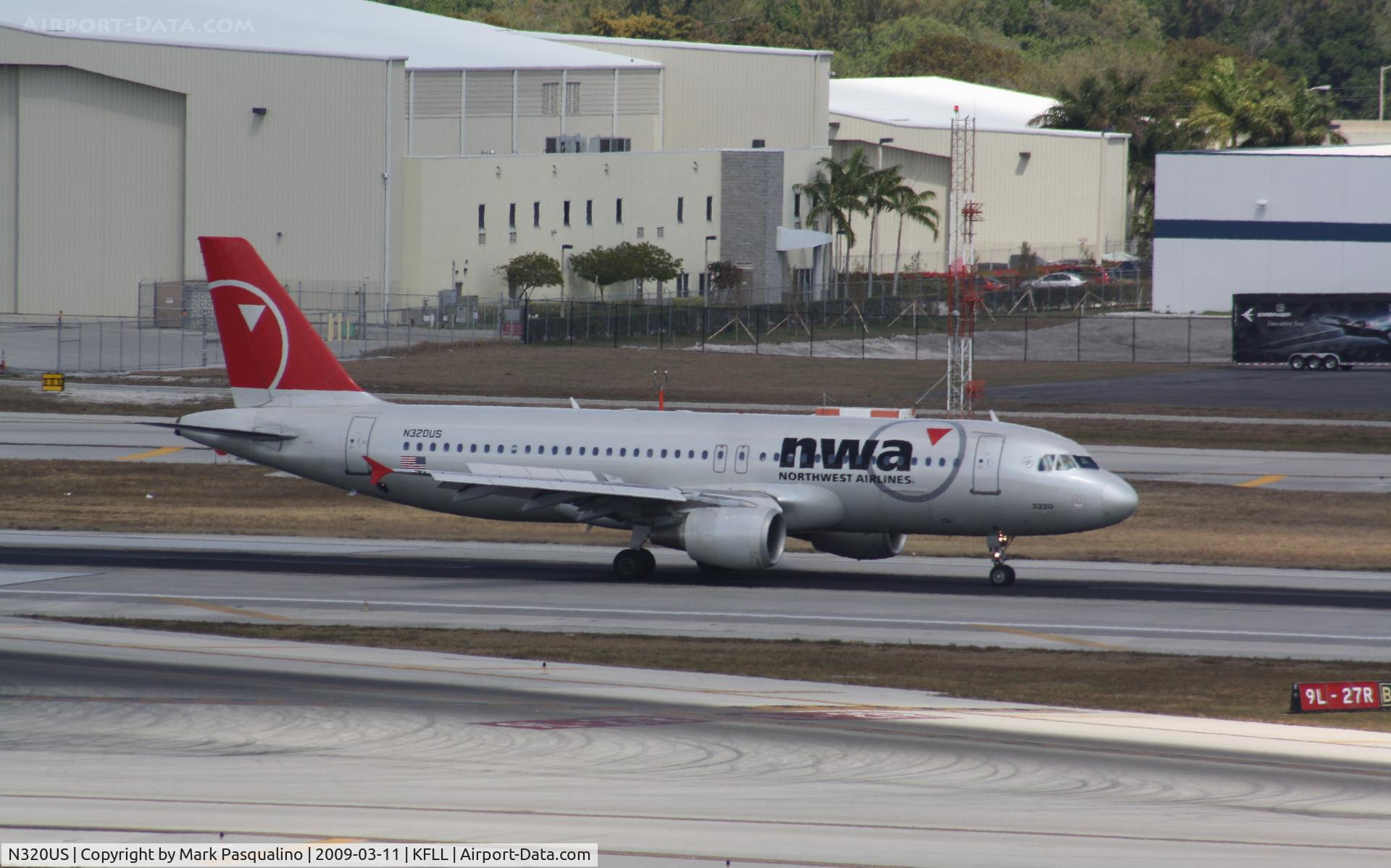 N320US, 1991 Airbus A320-211 C/N 213, Airbus A320