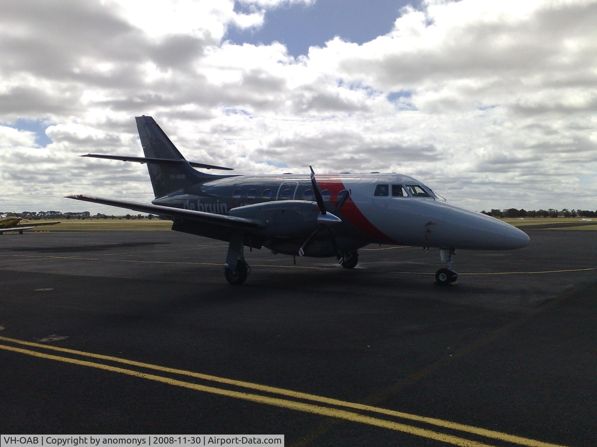 VH-OAB, 1989 British Aerospace Jetstream 3201 C/N 853, de bruin AIR J32