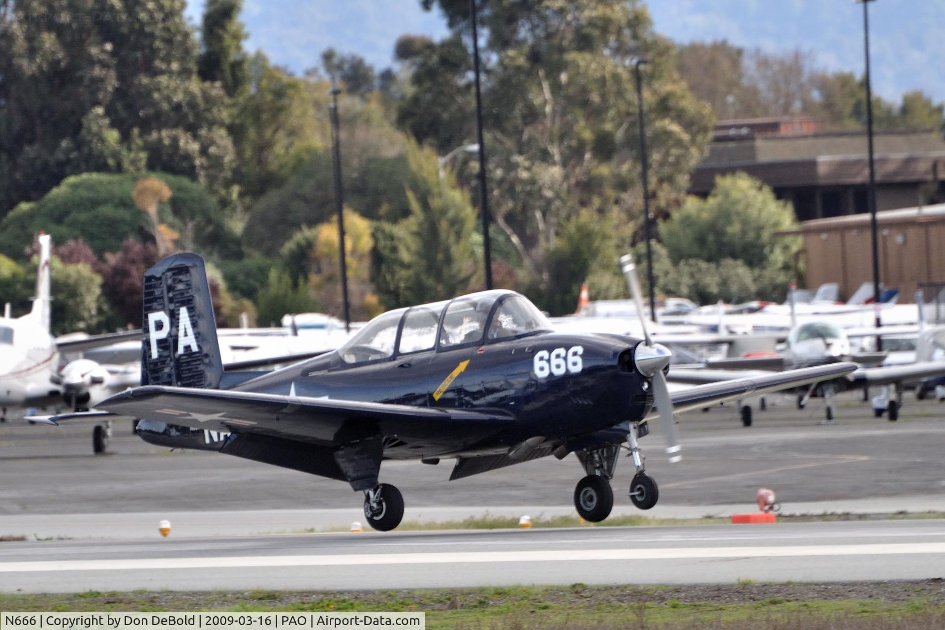 N666, 1958 Beech A45 C/N GM-141, N666 landing at the Palo Alto Airport