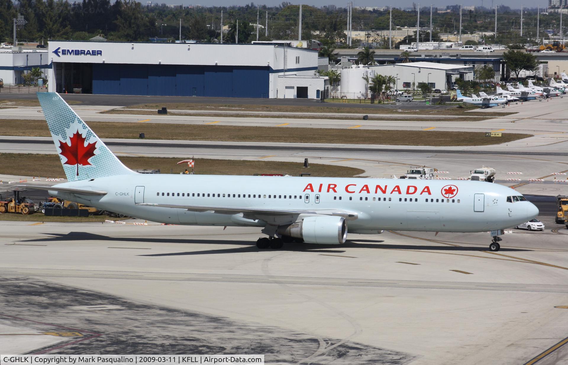 C-GHLK, 1992 Boeing 767-35H C/N 26388, Boeing 767-300
