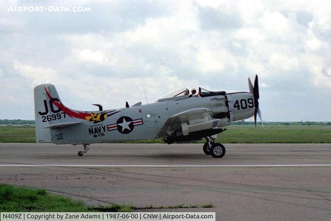 N409Z, Douglas AD-4N Skyraider C/N 7797, At Waco Airshow 1987