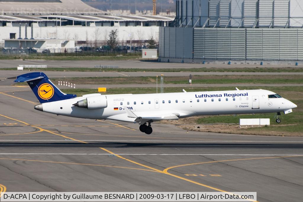 D-ACPA, 2001 Canadair CRJ-701ER (CL-600-2C10) Regional Jet C/N 10012, Landing 14R
