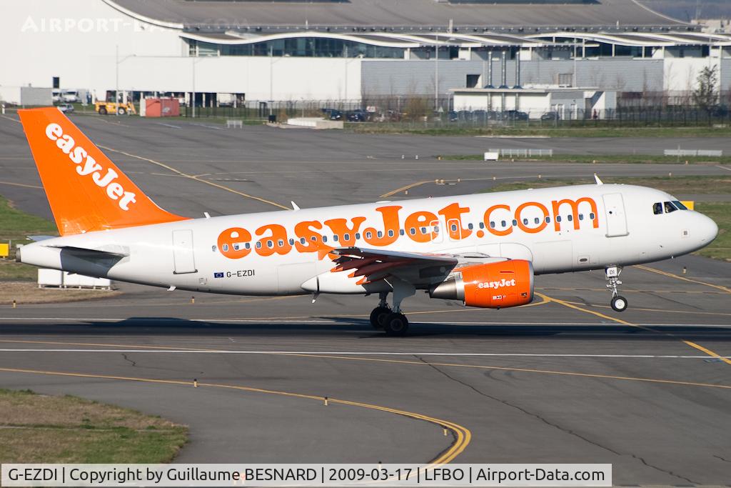 G-EZDI, 2008 Airbus A319-111 C/N 3537, Landing 14R