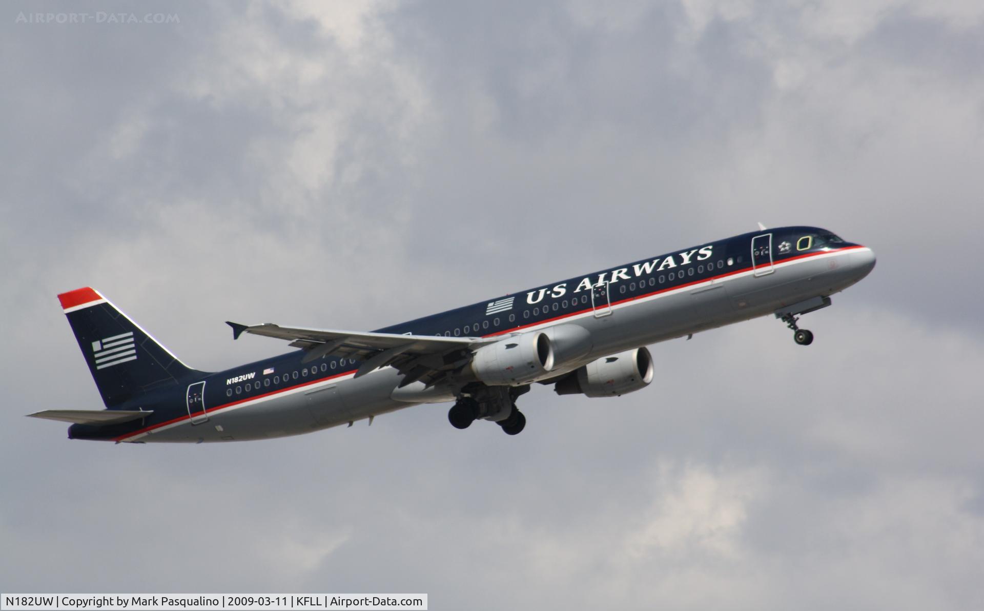 N182UW, 2001 Airbus A321-211 C/N 1536, Airbus A321-200