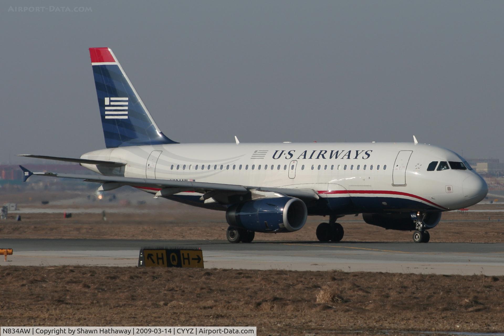 N834AW, 2004 Airbus A319-132 C/N 2302, Taxing to Runway 33R