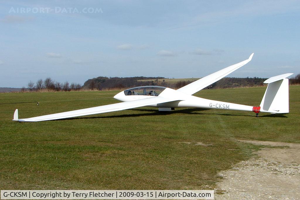 G-CKSM, 2008 Schempp-Hirth Duo Discus T C/N 191, Glider at Sutton Bank