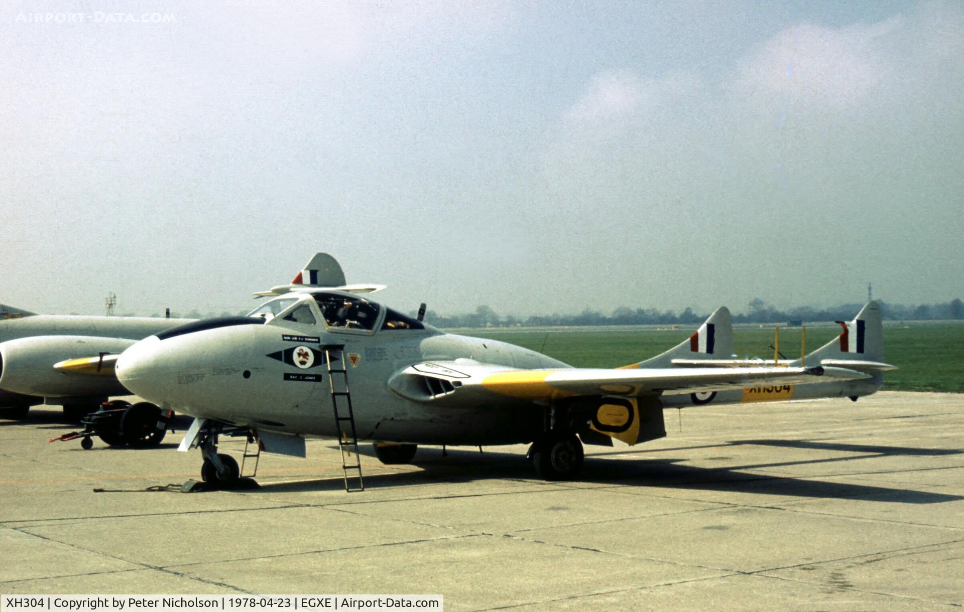 XH304, 1955 De Havilland DH-115 Vampire T.11 C/N 15658, Vampire T.11 of the Central Flying School's 