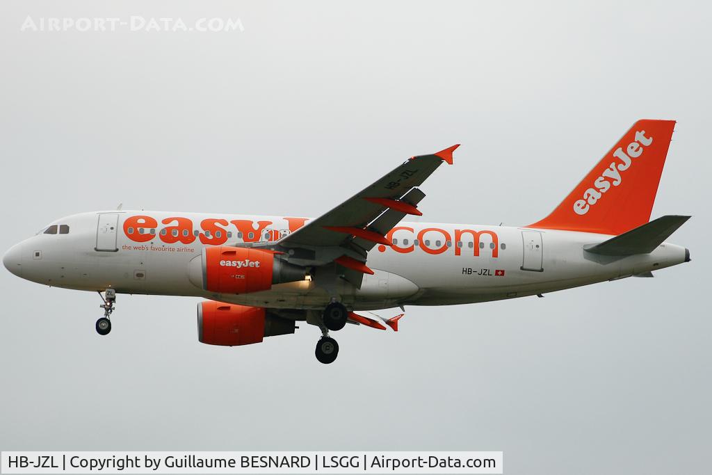 HB-JZL, 2004 Airbus A319-111 C/N 2353, Landing 05