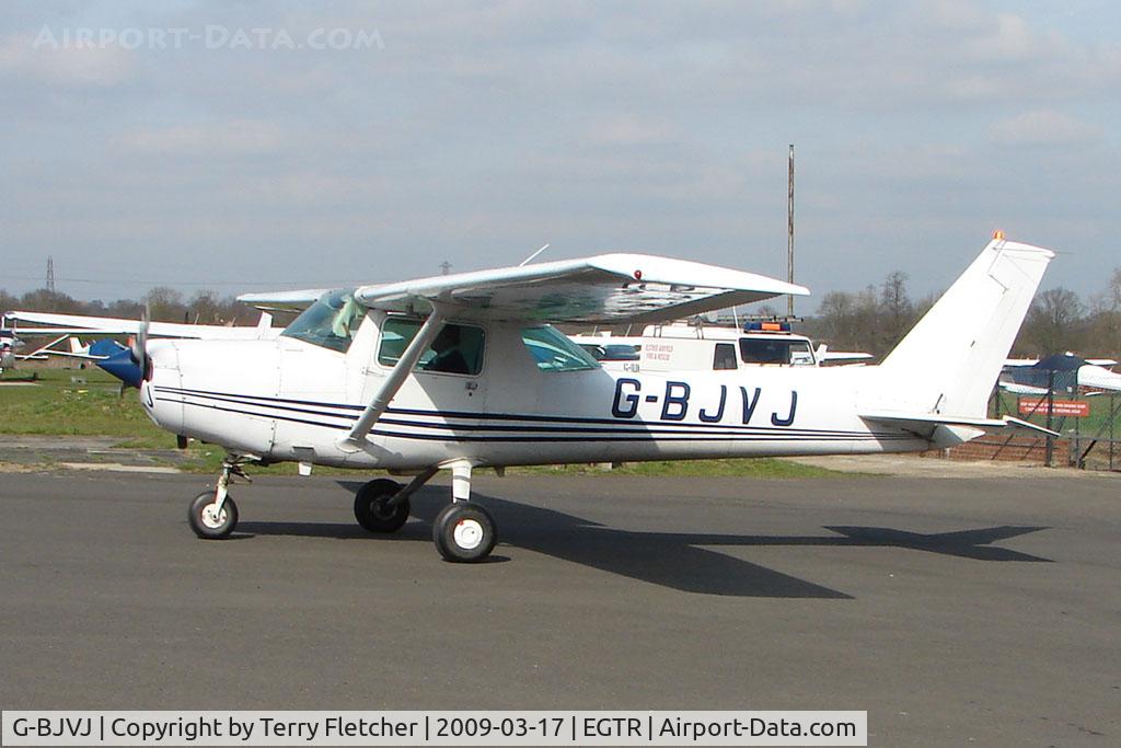 G-BJVJ, 1981 Reims F152 C/N 1906, Cessna F152 at Elstree