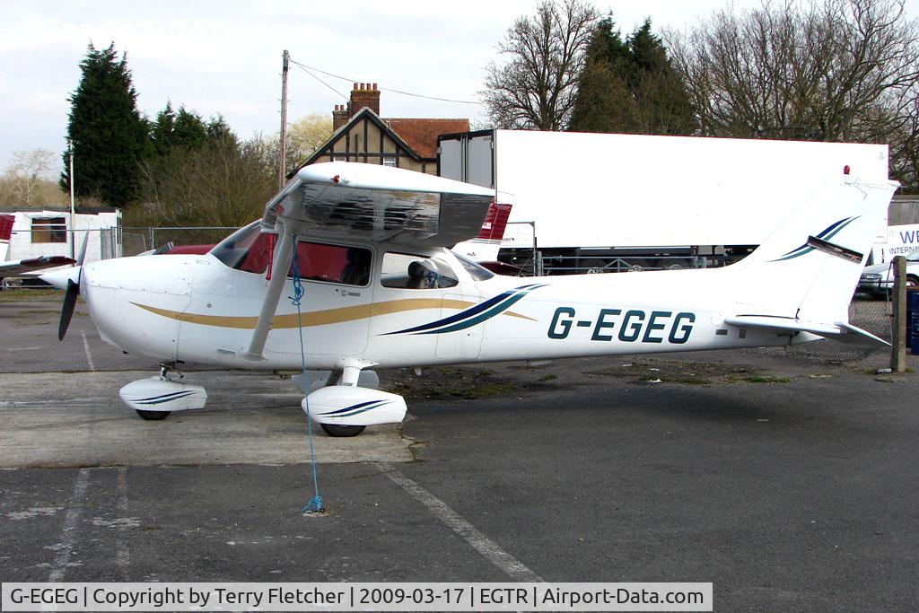 G-EGEG, 2000 Cessna 172R C/N 17280894, Cessna 172R at Elstree