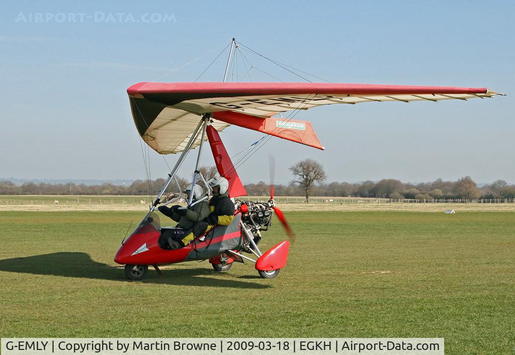 G-EMLY, 1999 Pegasus Quantum 15-912 C/N 7531, Microlight