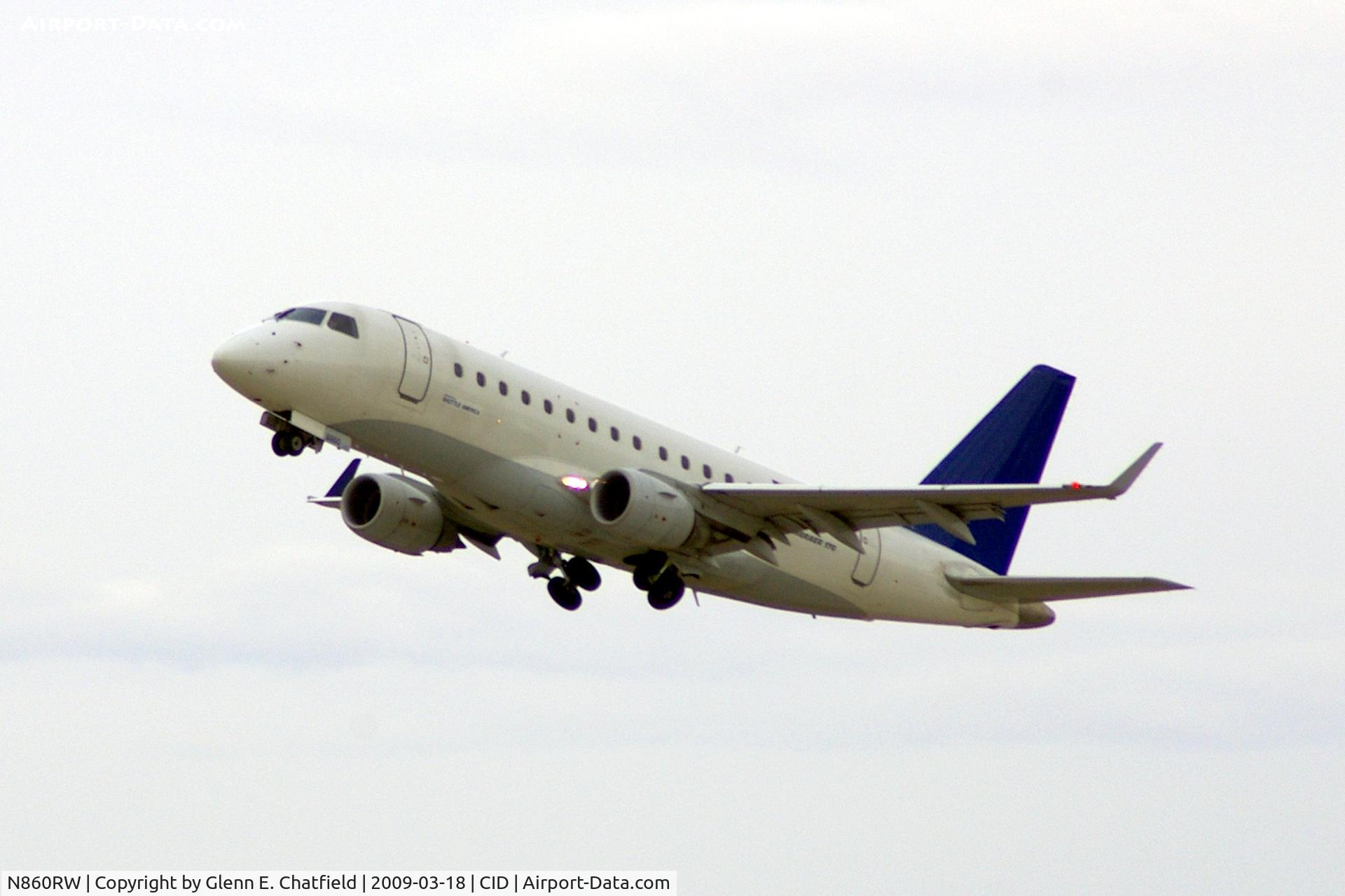 N860RW, 2005 Embraer 170SE (ERJ-170-100SE) C/N 17000084, Departing runway 9 for O'Hare International.