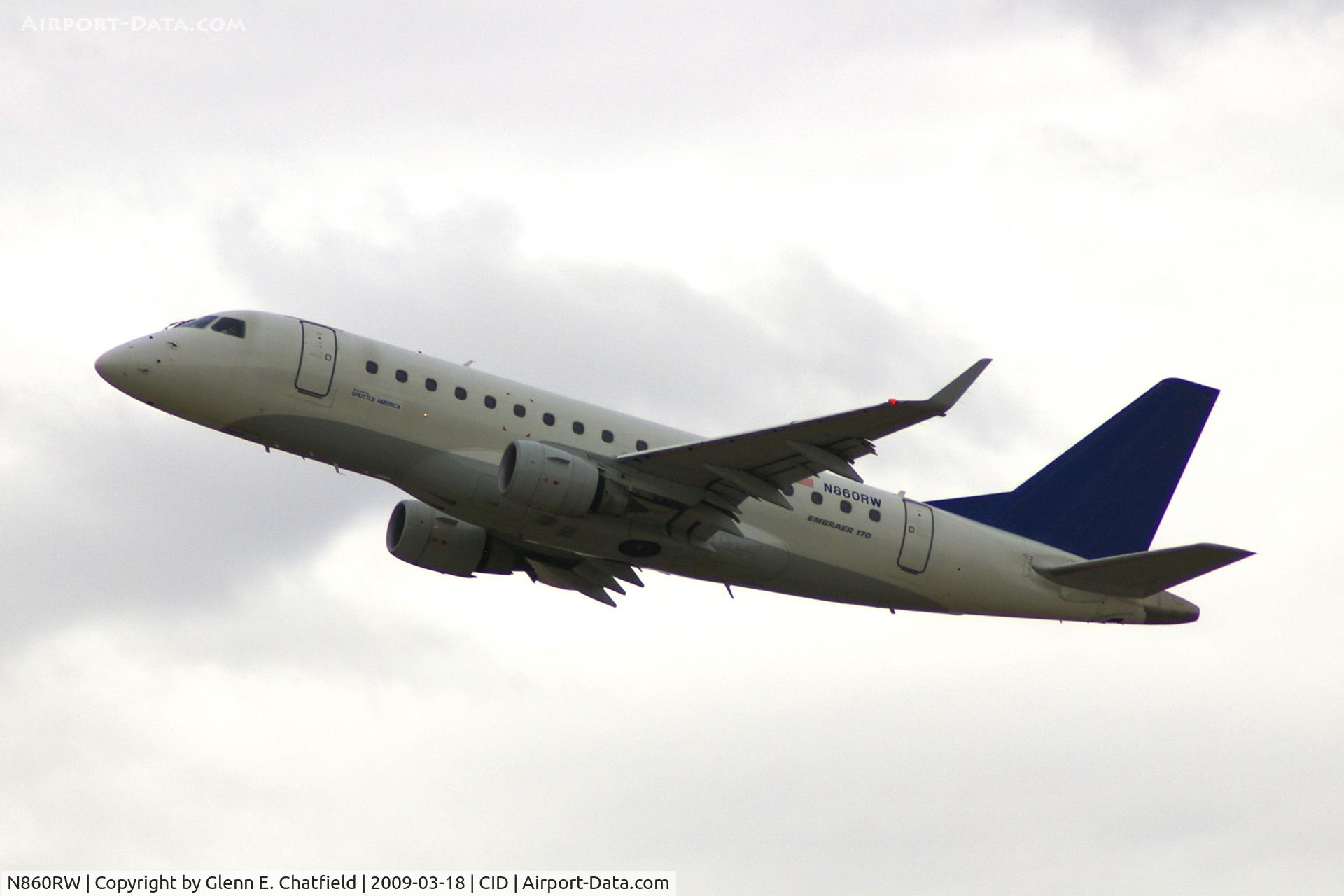 N860RW, 2005 Embraer 170SE (ERJ-170-100SE) C/N 17000084, Departing runway 9 for O'Hare International.