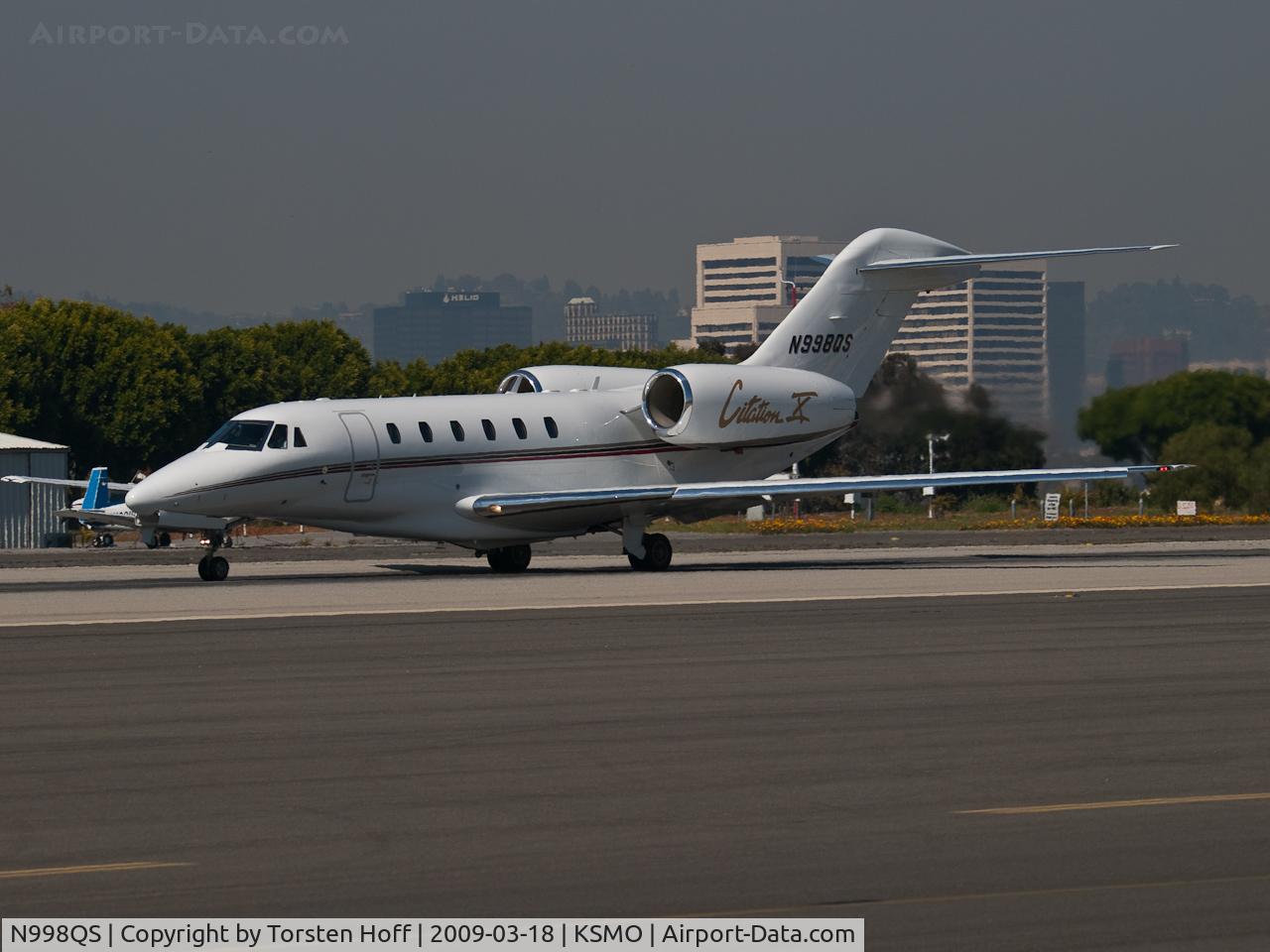 N998QS, 2002 Cessna 750 Citation X Citation X C/N 750-0198, N998QS departing from RWY 21
