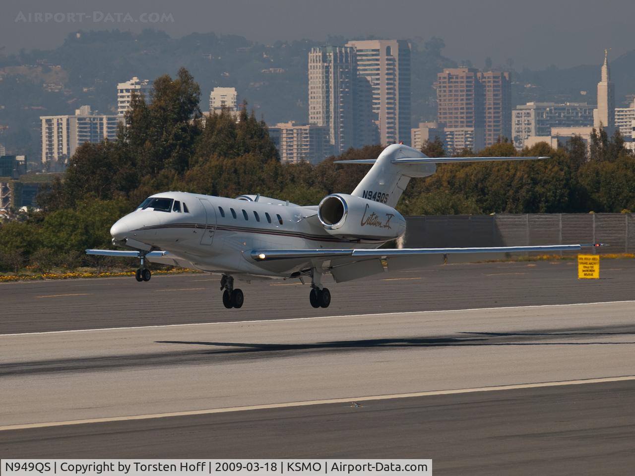 N949QS, 1998 Cessna 750 Citation X Citation X C/N 750-0049, N949QS arriving on RWY 21