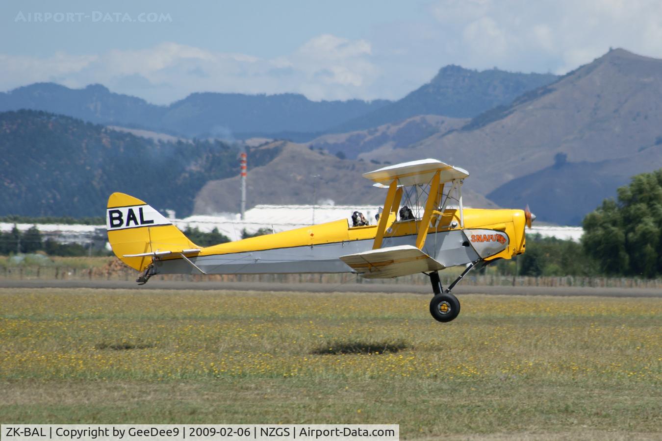 ZK-BAL, De Havilland DH-82A Tiger Moth II C/N 82793, Spot landing competition during the weekend fly-in