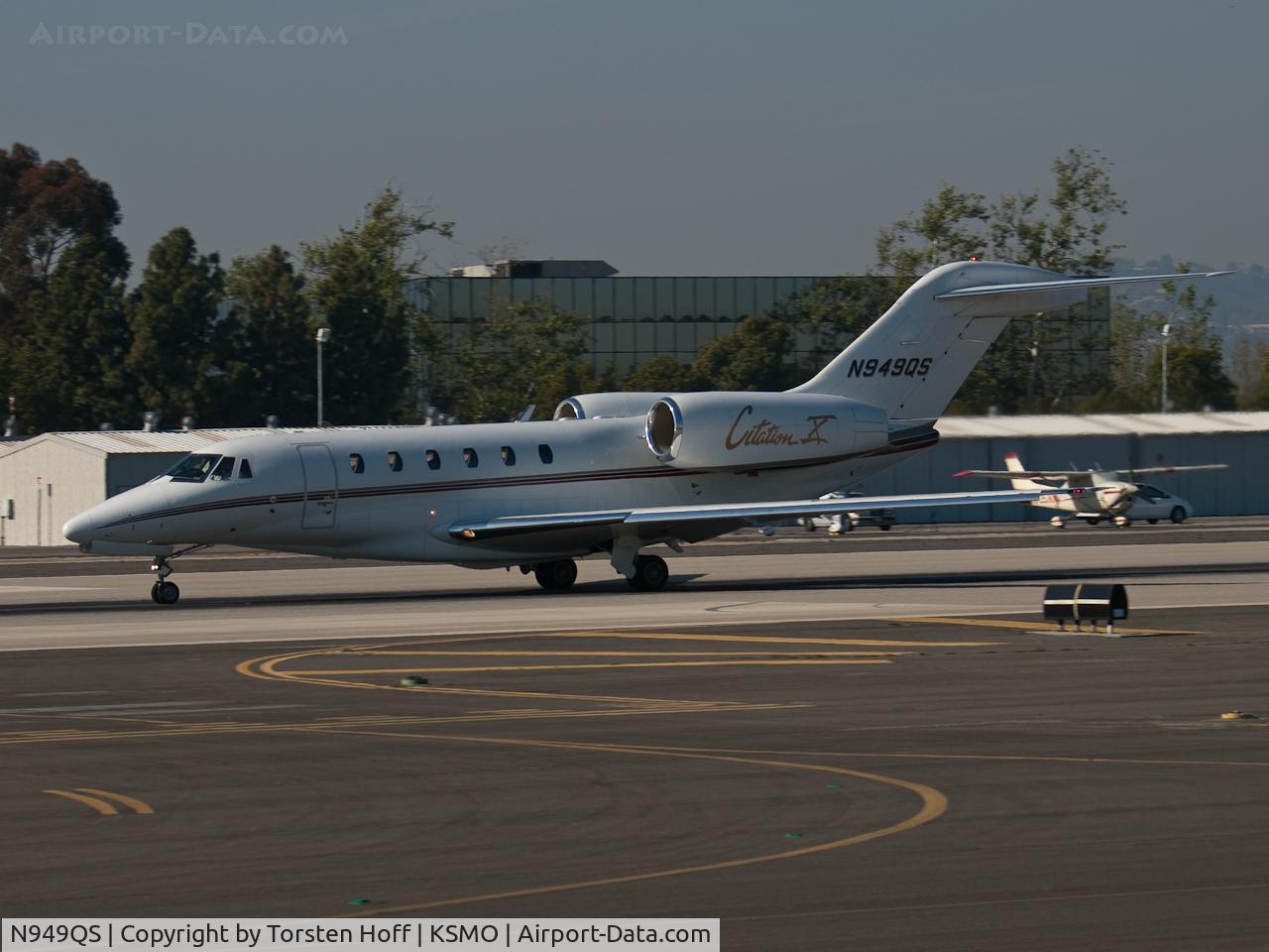 N949QS, 1998 Cessna 750 Citation X Citation X C/N 750-0049, N949QS departing from RWY 21