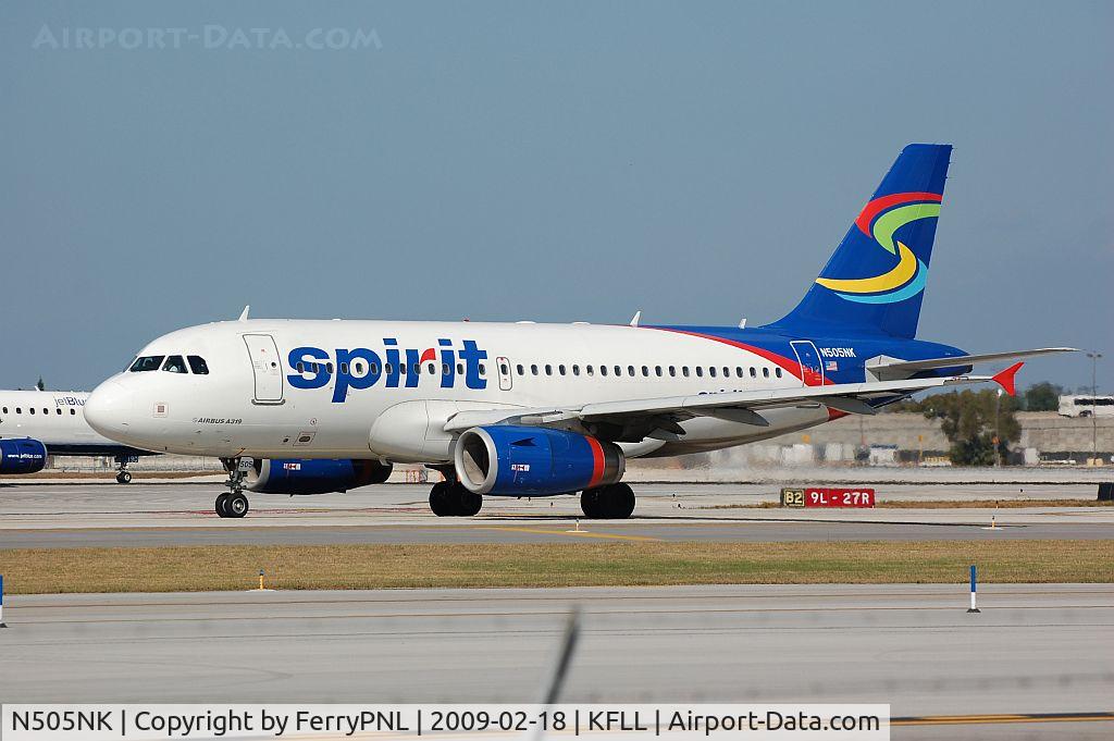 N505NK, 2005 Airbus A319-132 C/N 2485, Ready for take-off