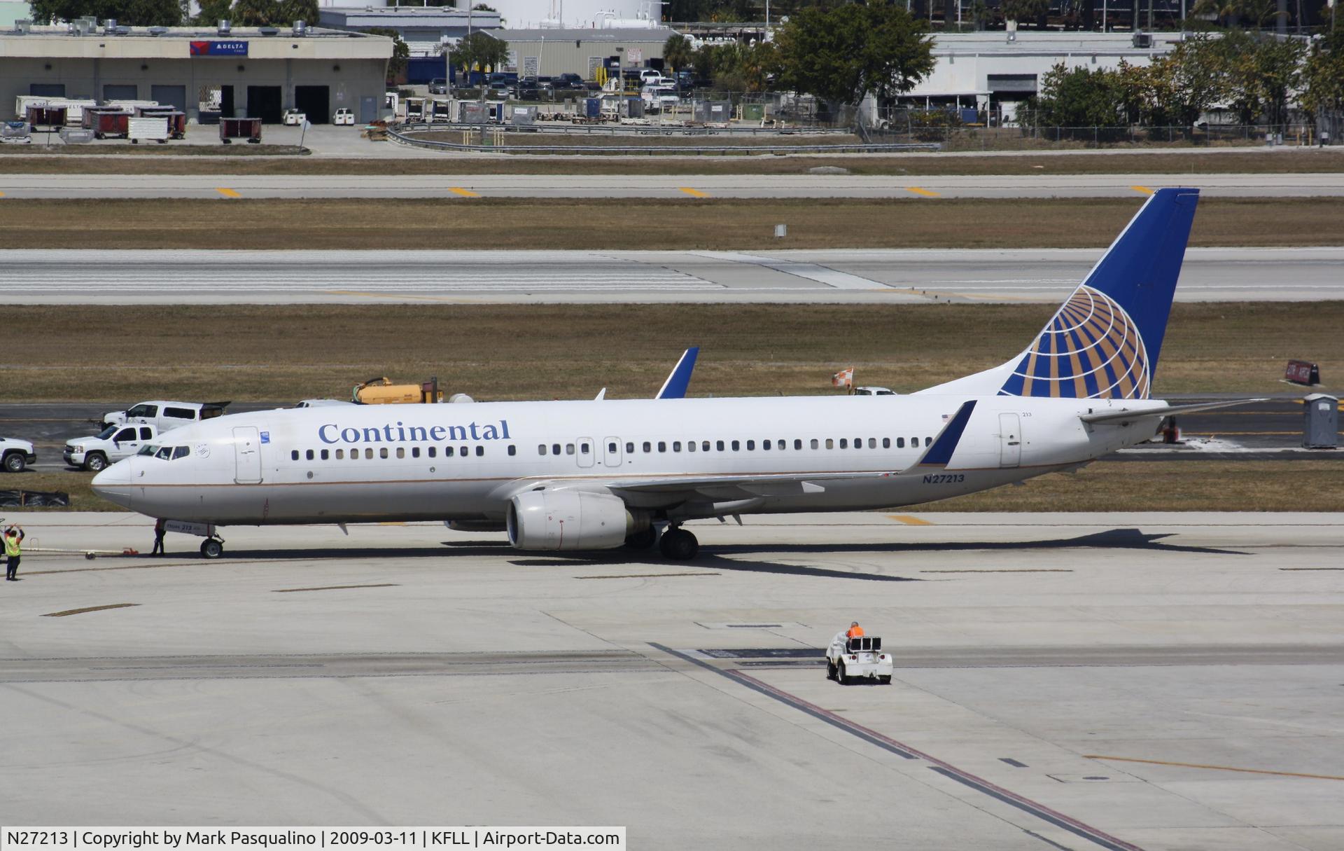 N27213, 1998 Boeing 737-824 C/N 28773, Boeing 737-800