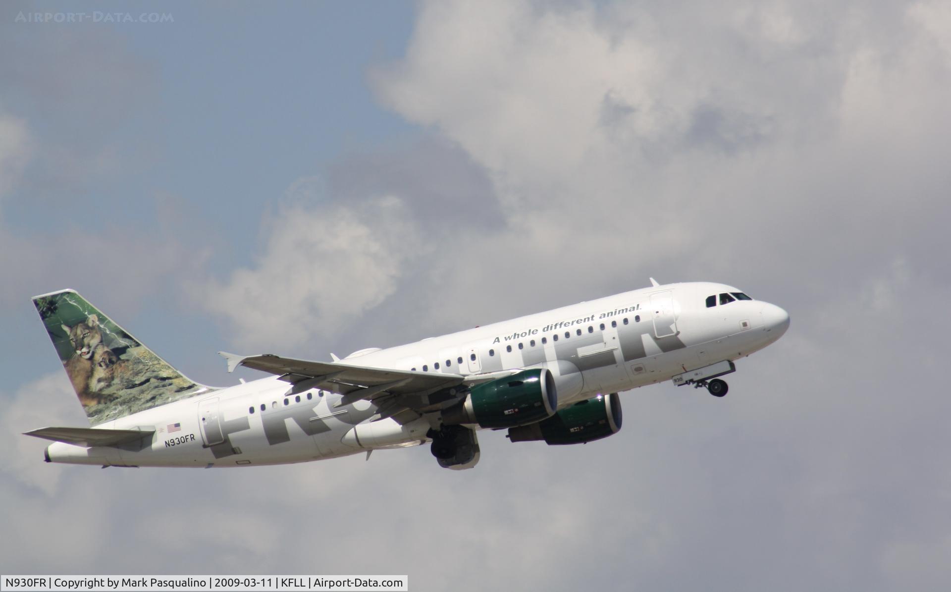 N930FR, 2004 Airbus A319-111 C/N 2241, Airbus A319