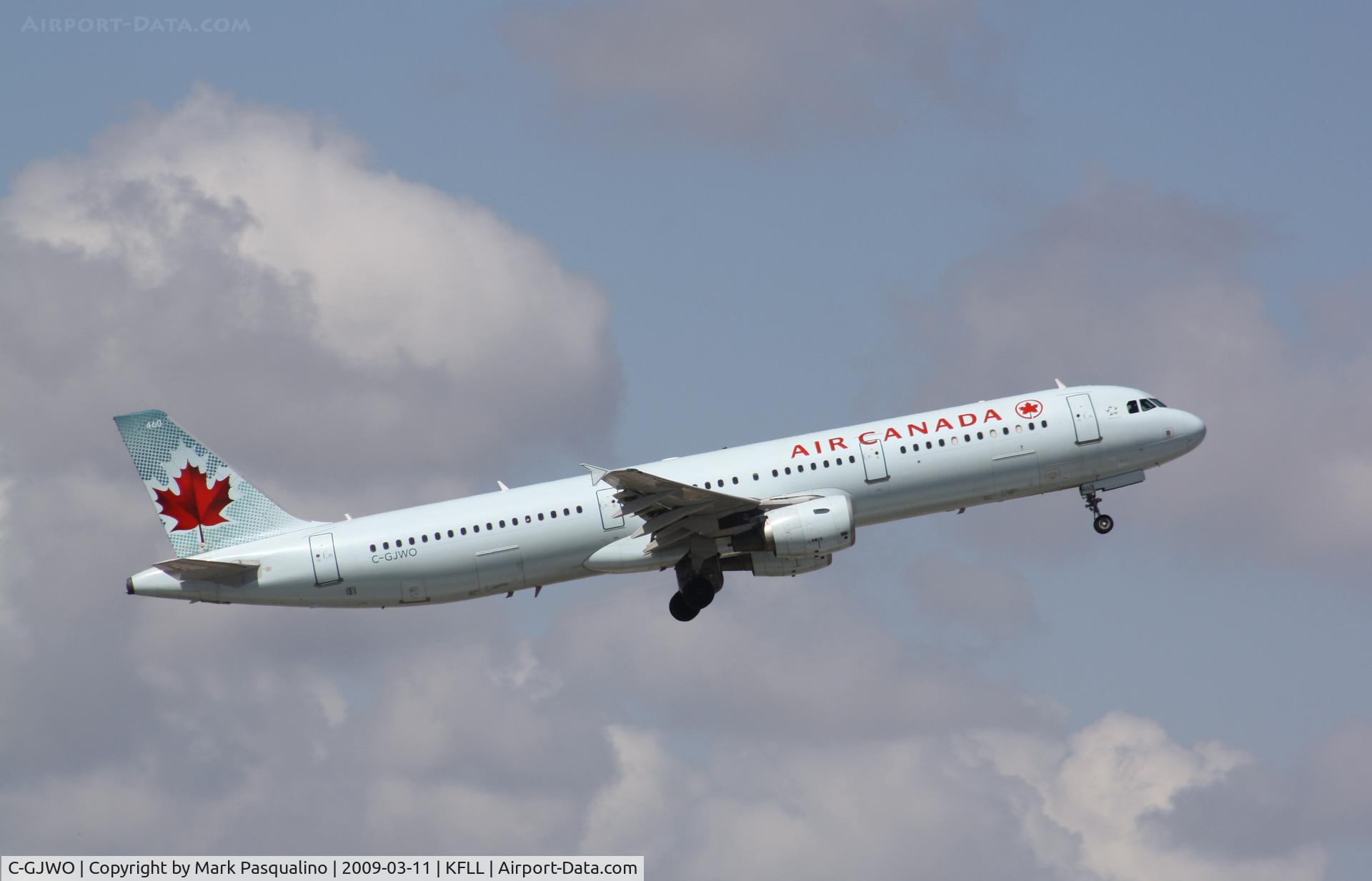 C-GJWO, 2002 Airbus A321-211 C/N 1811, Airbus A321-200