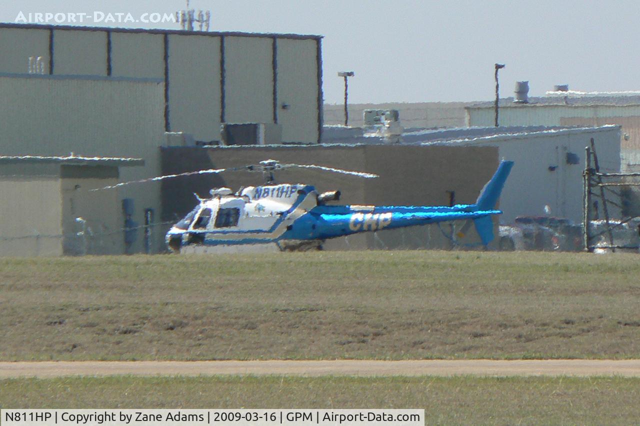 N811HP, 2001 Eurocopter AS-350B-3 Ecureuil Ecureuil C/N 3404, At Grand Prairie Municipal