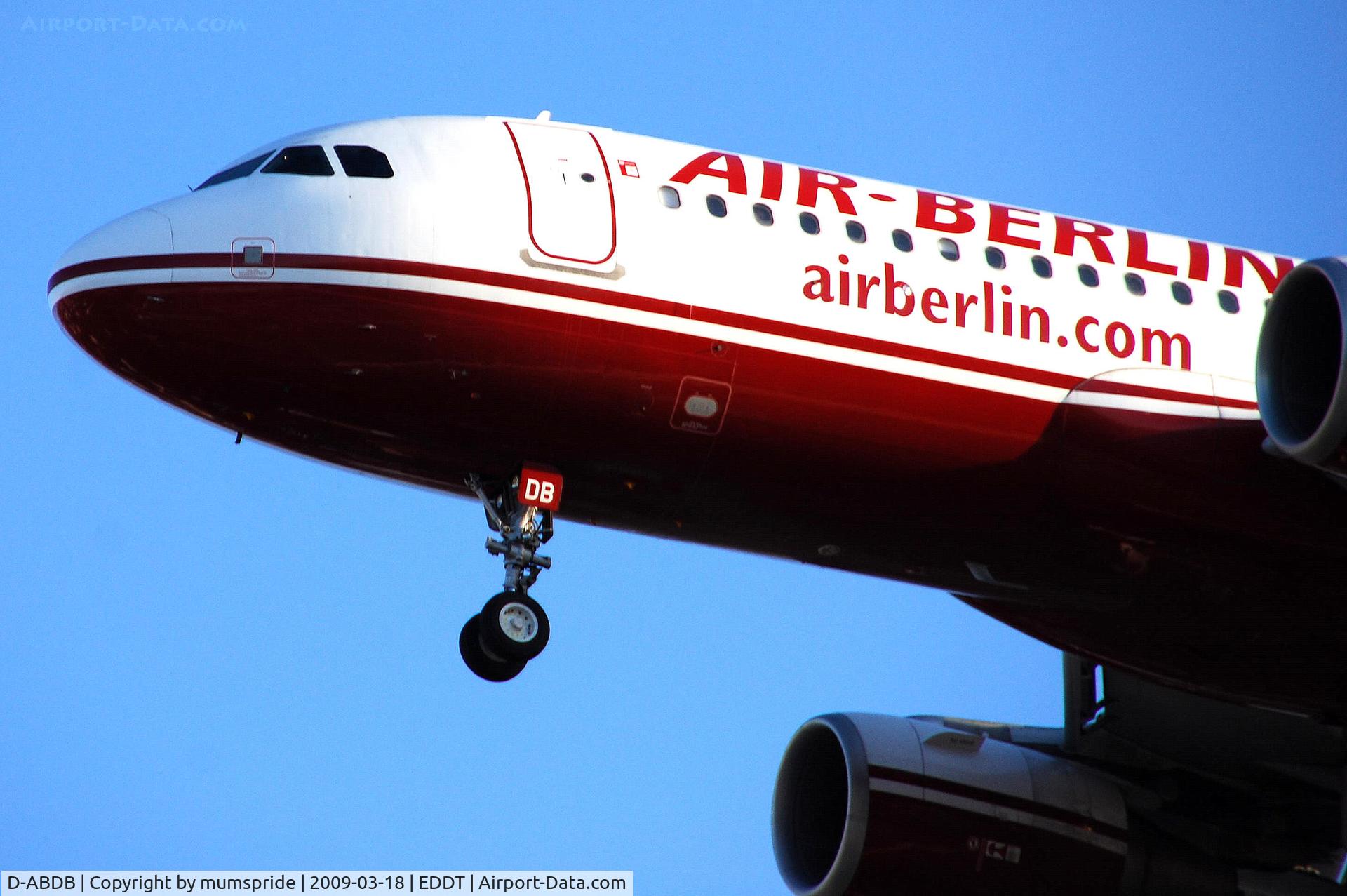 D-ABDB, 2005 Airbus A320-214 C/N 2619, Details of an AIR BERLIN A320-214