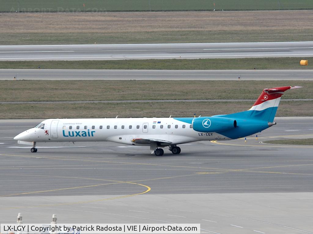 LX-LGY, 2000 Embraer EMB-145LU (ERJ-145LU) C/N 145242, Taxiing to RW 29 for a flight to LUX