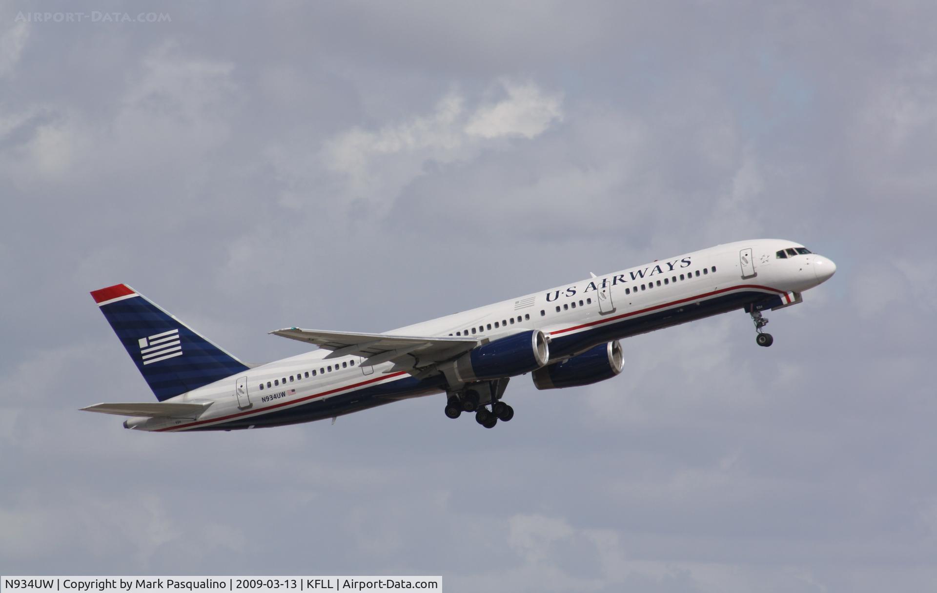 N934UW, 1993 Boeing 757-2B7 C/N 27200, Boeing 757-200