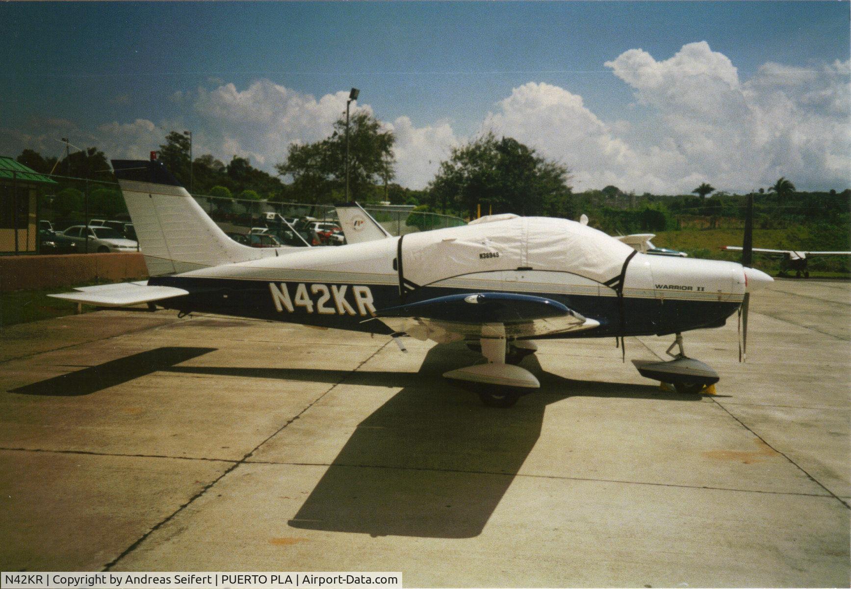 N42KR, 1977 Piper PA-28-161 C/N 28-7716295, Puerto Plata April 2003
