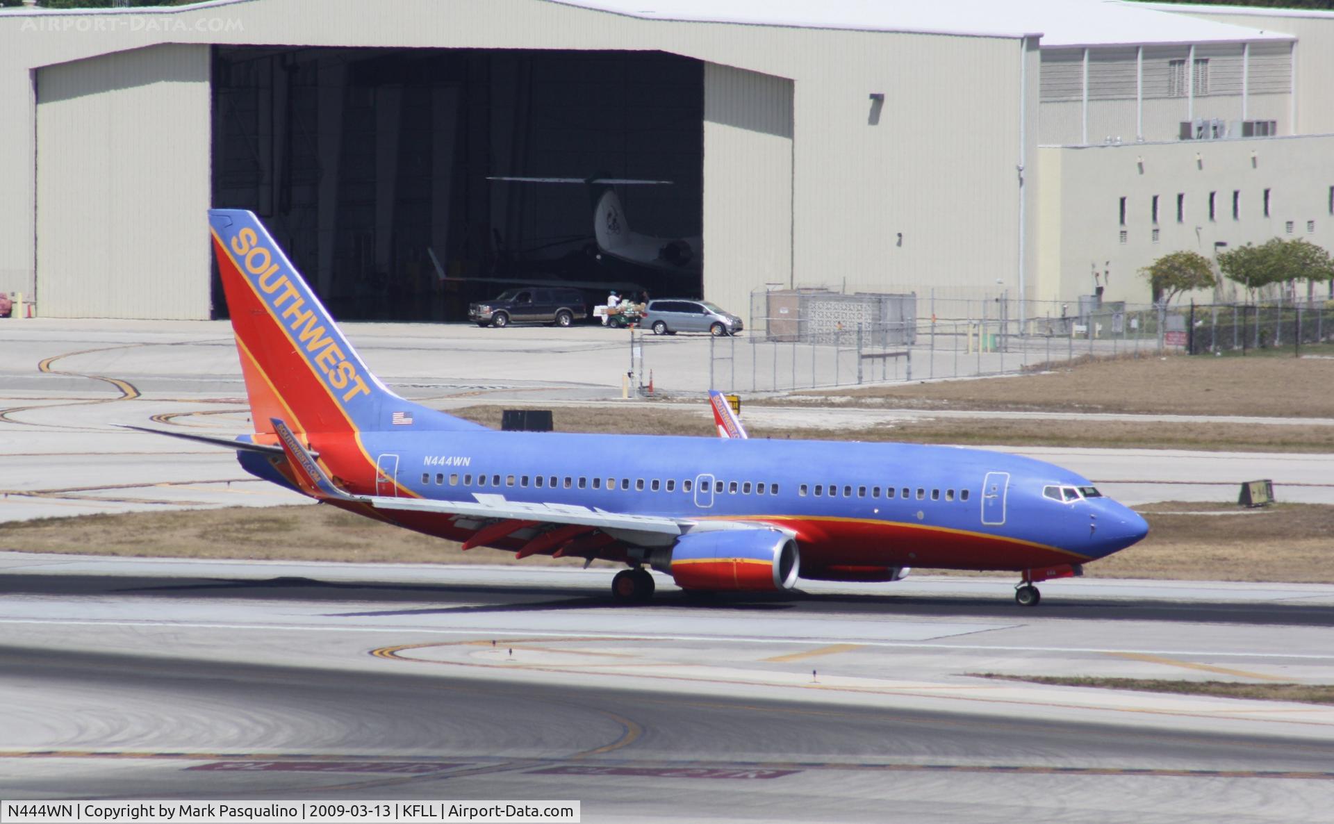 N444WN, 2003 Boeing 737-7H4 C/N 29839, Boeing 737-700