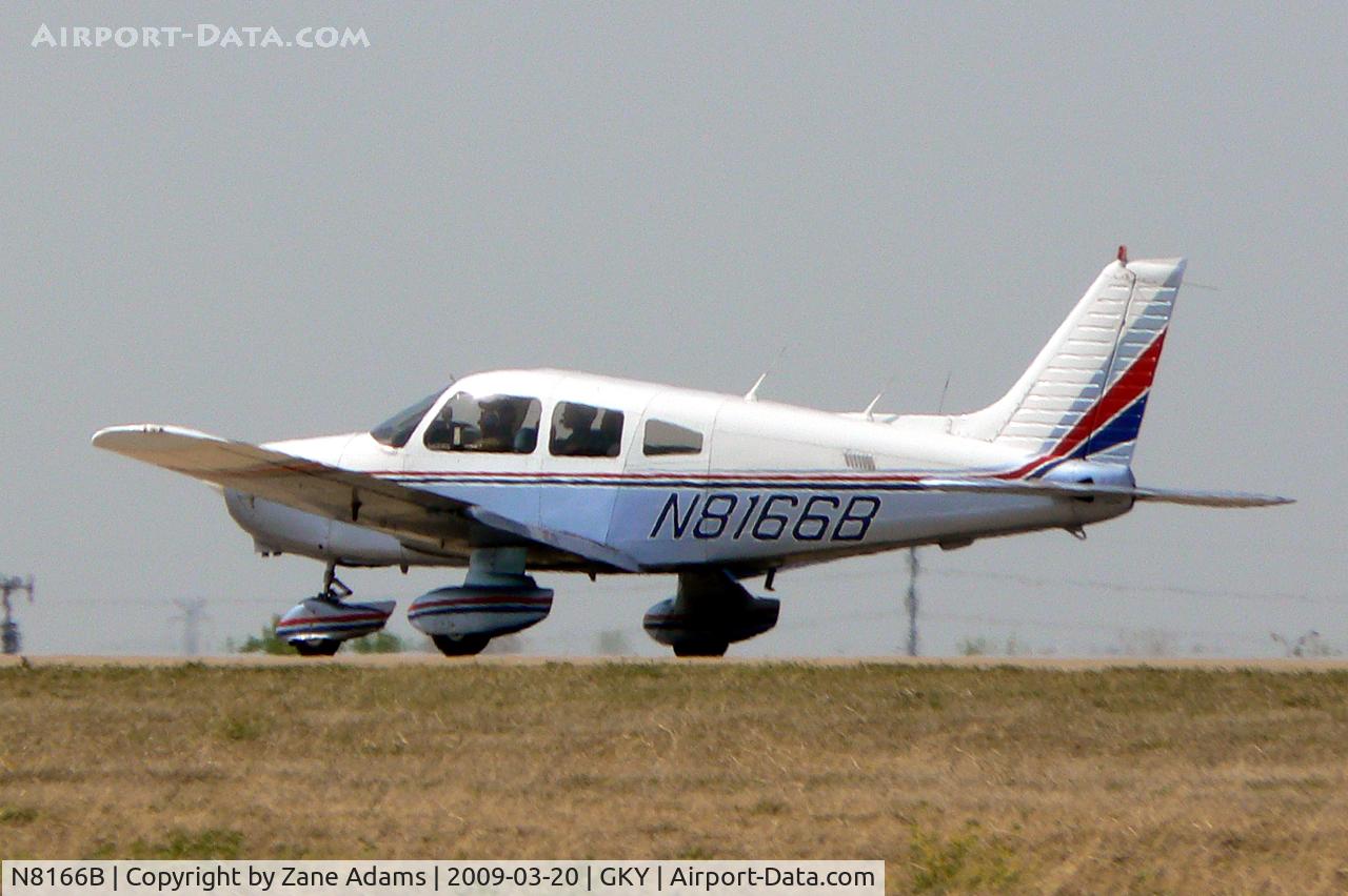 N8166B, 1982 Piper PA-28-161 C/N 28-8216129, At Arlington Municipal