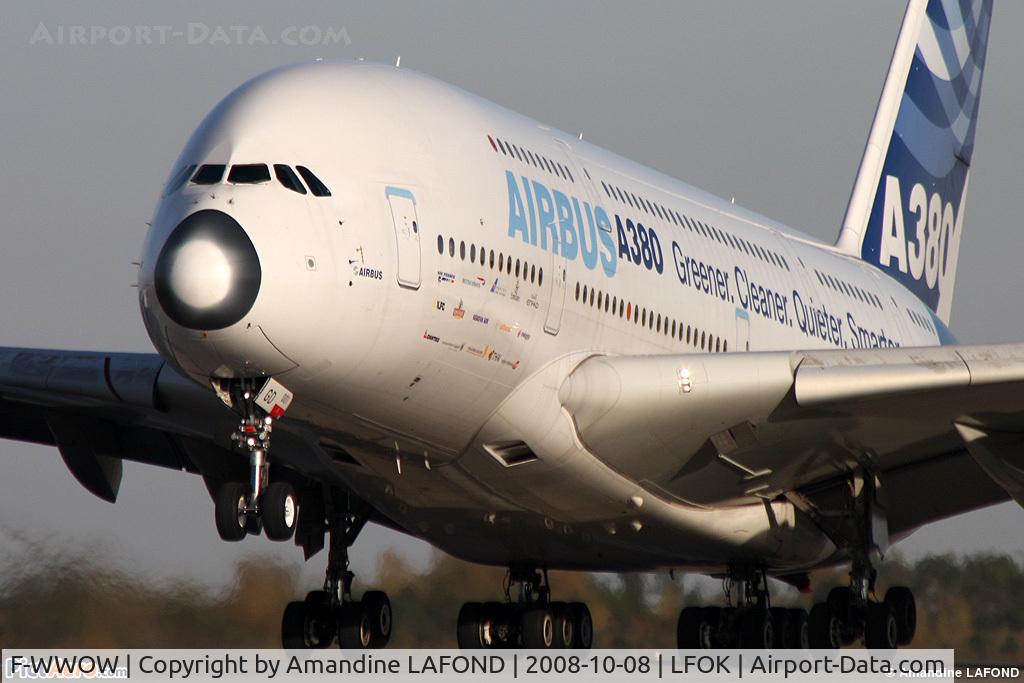 F-WWOW, 2005 Airbus A380-841 C/N 001, T/O RWY 28