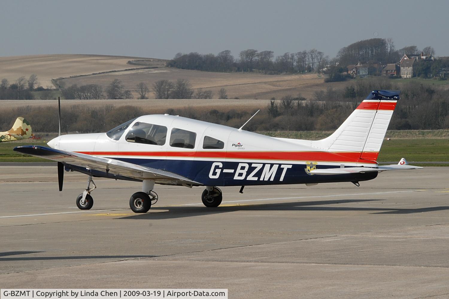 G-BZMT, 2000 Piper PA-28-161 Cherokee Warrior III C/N 28-42107, Shoreham UK