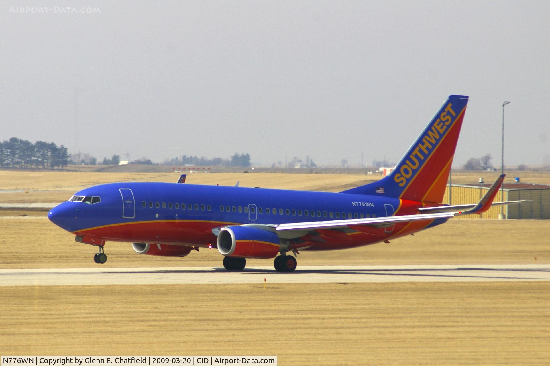 N776WN, 2000 Boeing 737-7H4 C/N 30591, Departing Runway 13 at high noon.