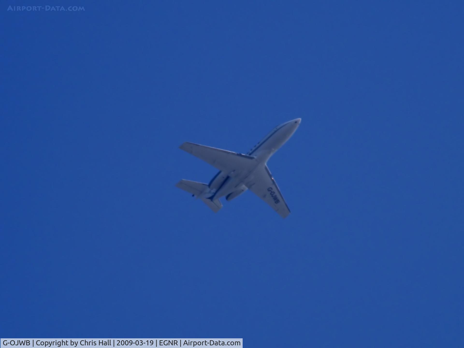 G-OJWB, 2004 Raytheon Hawker 800XP C/N 258674, overflying Hawarden