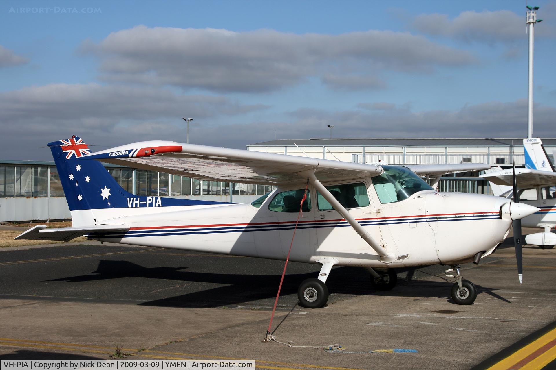 VH-PIA, Cessna 172M C/N 17266077, YMEN