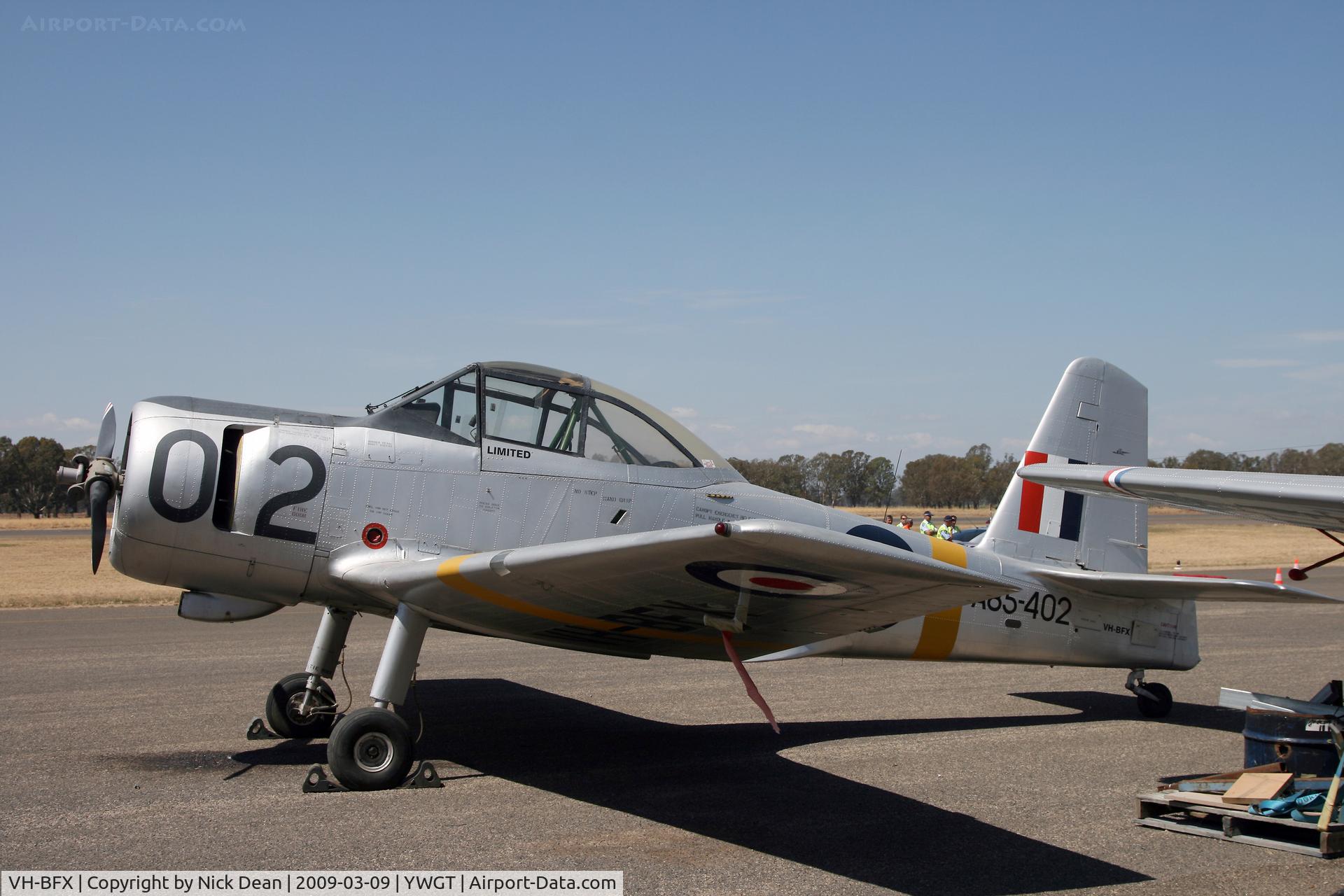 VH-BFX, 1955 Commonwealth CA-25 Winjeel C/N CA25-02, YWGT