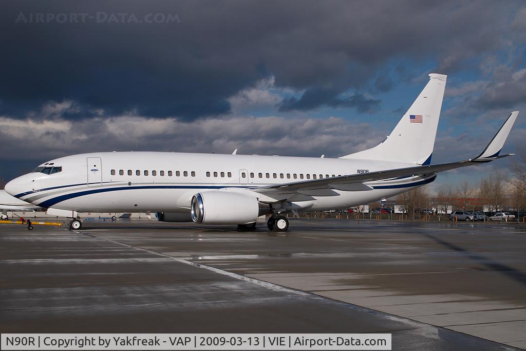 N90R, 2001 Boeing 737-7EL C/N 32775, Boeing 737-700