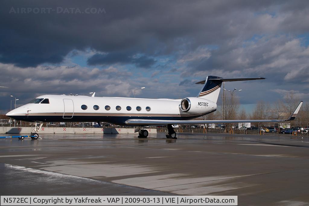 N572EC, 2005 Gulfstream Aerospace GV-SP (G550) C/N 5072, Gulfstream 5