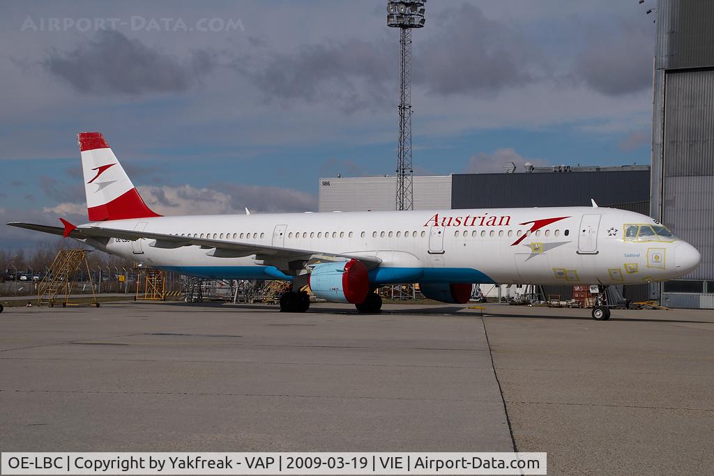 OE-LBC, 1996 Airbus A321-111 C/N 581, Austrian Airlines Airbus 321