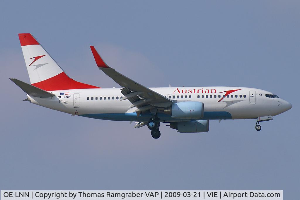 OE-LNN, 2000 Boeing 737-7Z9 C/N 30418, Austrian Airlines Boeing 737-700