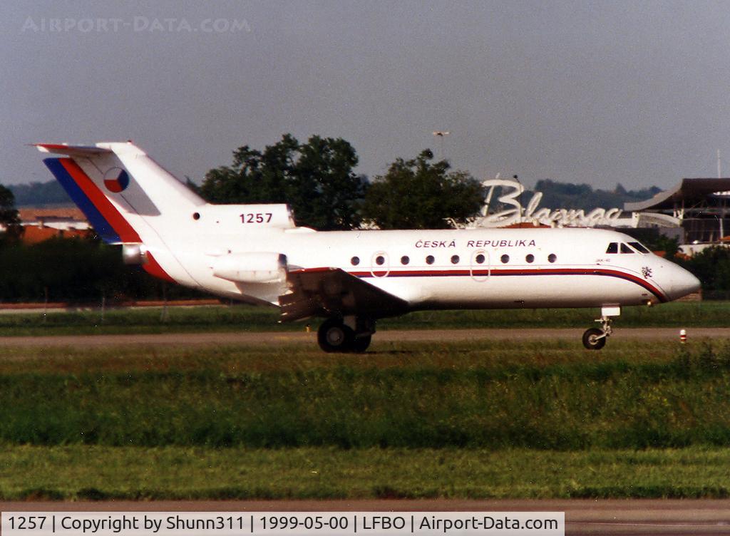 1257, 1978 Yakovlev Yak-40K C/N 9821257, Ready for departure rwy 15L