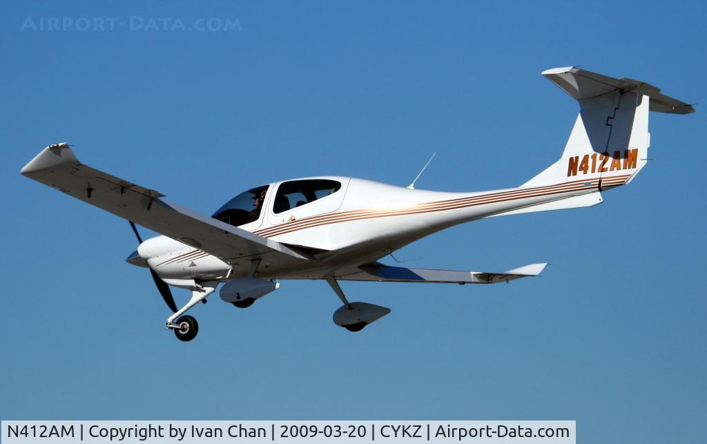 N412AM, 2005 Diamond DA-40 Diamond Star C/N 40.534, Landing at Toronto Buttonville Airport