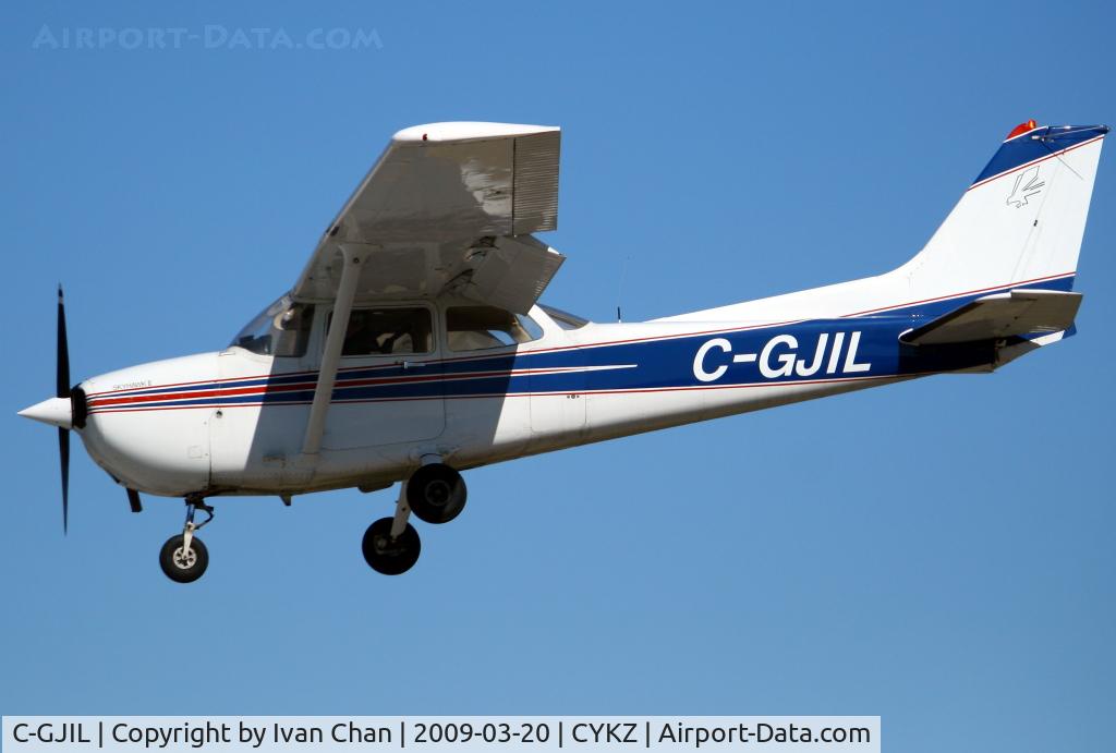 C-GJIL, 1982 Cessna 172P C/N 172 75111, Landing at Toronto Buttonville Airport