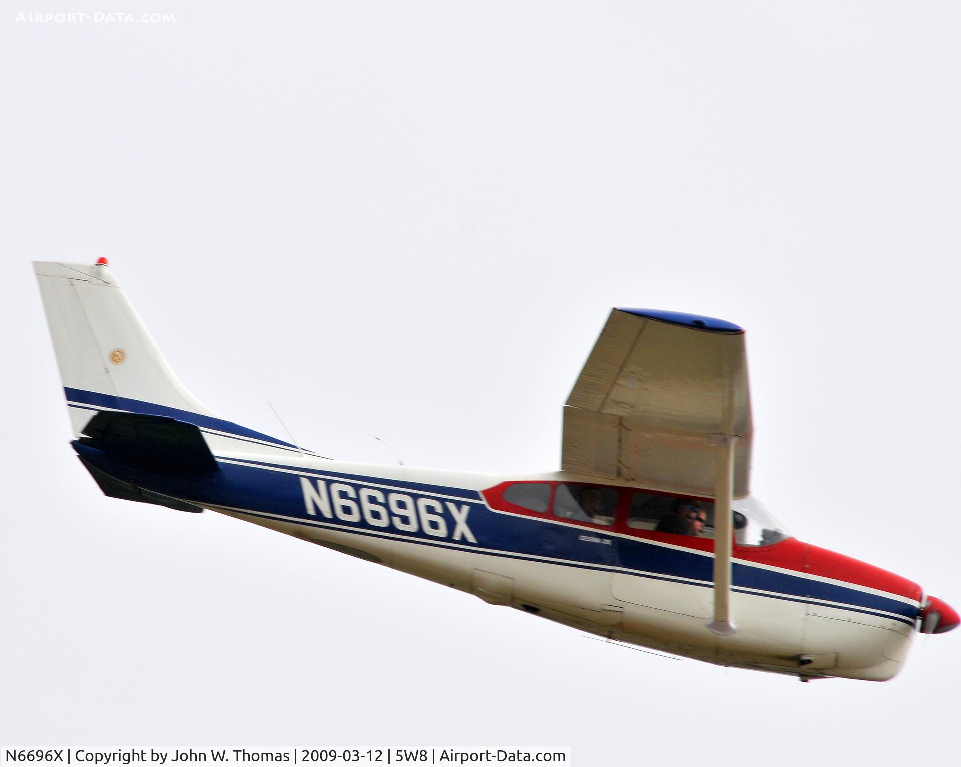 N6696X, 1961 Cessna 210A C/N 21057696, Great day to fly